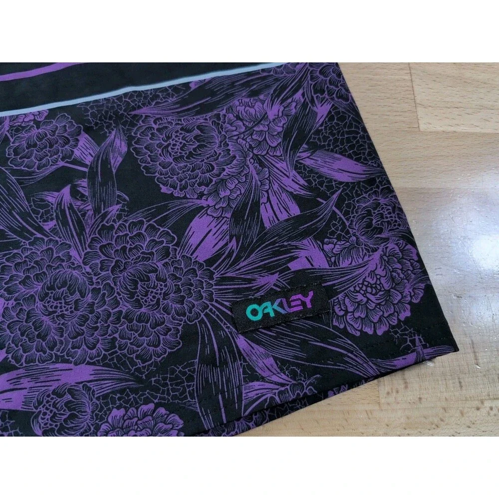 Oakley Board Shorts 33 Mens Black & Purple Back Pocket Swim Trunks
